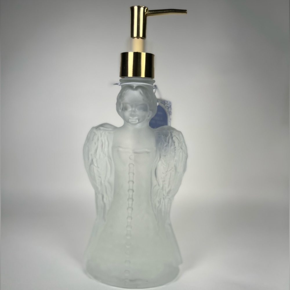 Aroma Aria Vanilla Snow Angel Frosted Glass Bottle Hand Soap
